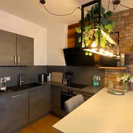 Sanierte Wohnung mit Balkon im Hochparterre Hannover Exterior foto