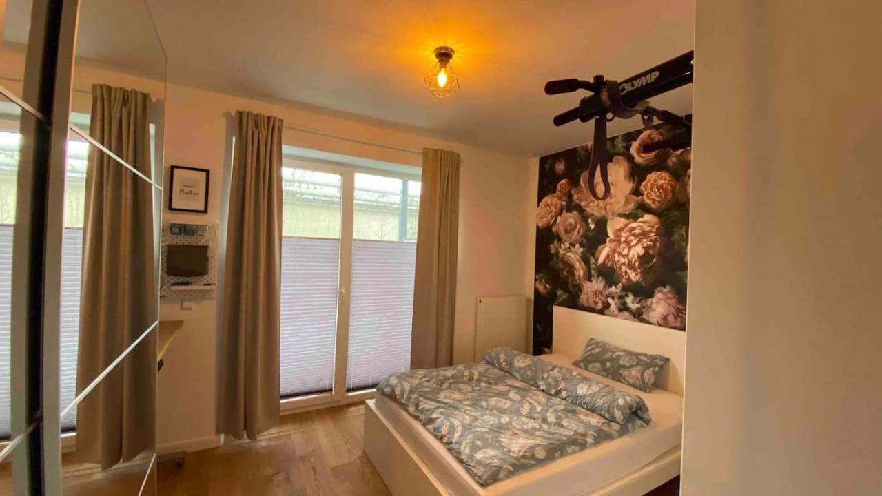Apartment Sanierte Mit Balkon Im Hochparterre